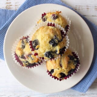 Muffins de mirtilo sem fermento em pó